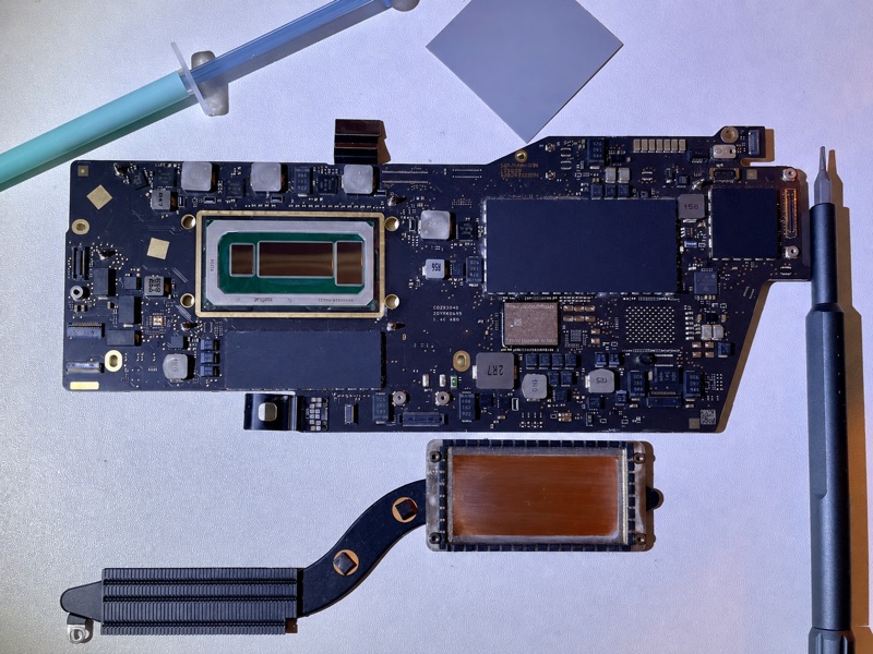 Обслуживание MacBook